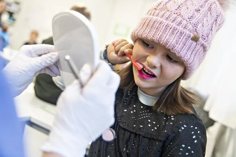 Detaljen: Kørekort til tandbørstning