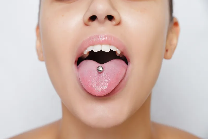 Tungepiercing