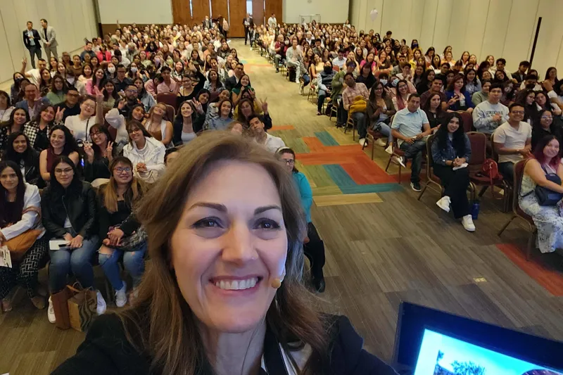 Shahrzad Postkort fra USA