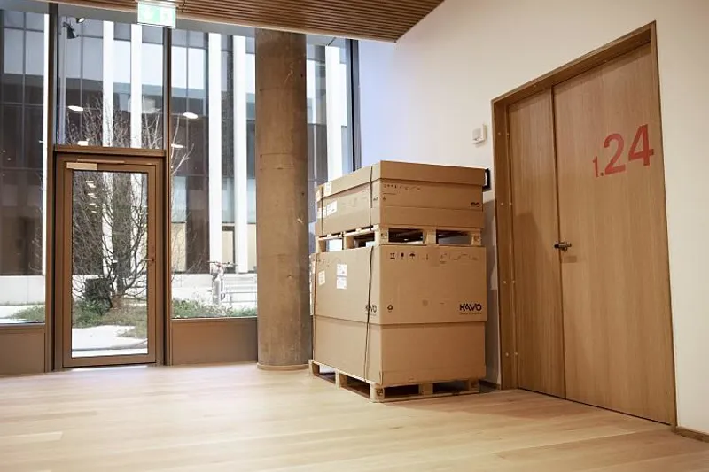 En helt særlig papkasse