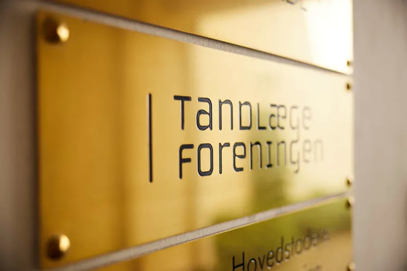 Tandlægeforeningen skilt