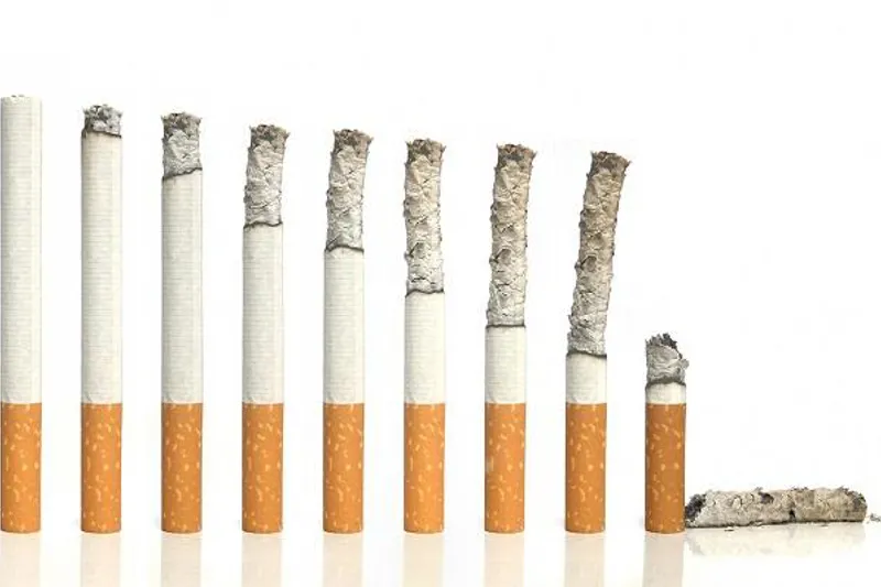 Cigaretter på række